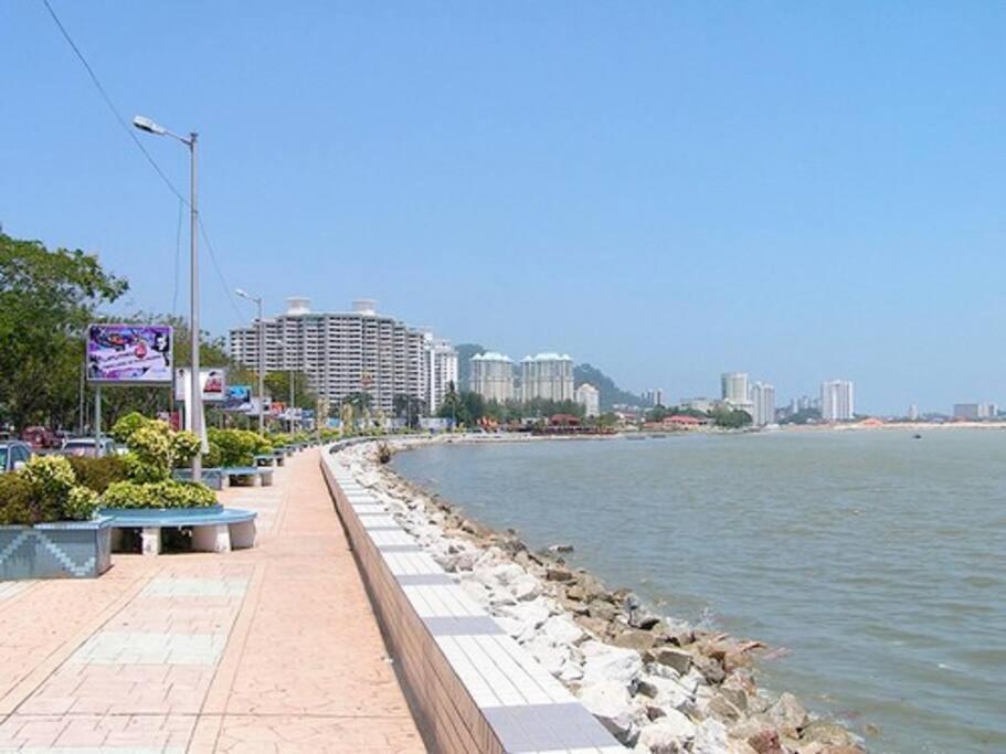 Apartemen Mansion One Modern 5pax Walking Distance Gleneagles Hospital Gurney Plaza