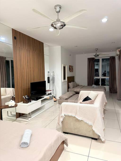 Apartment Mansion One Modern 5pax Walking Distance Gleneagles Hospital Gurney Plaza George Town